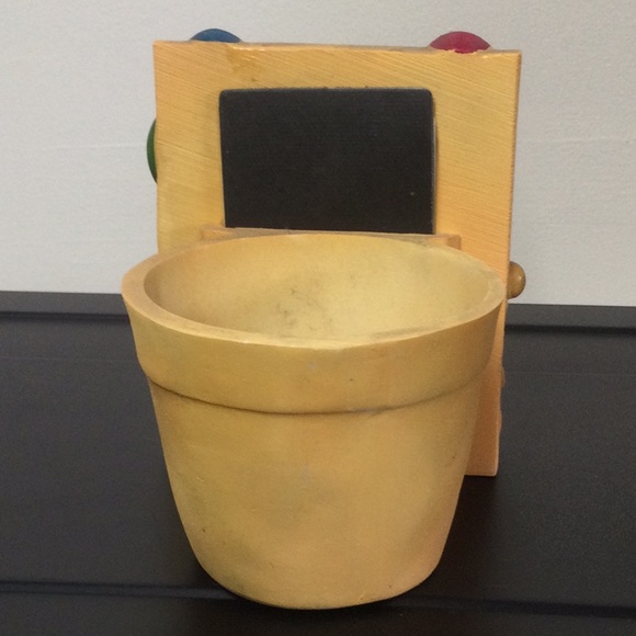 Picture frame with a planter - Picture 2 of 3